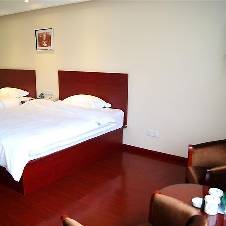 Greentree Inn Beijing Fengtai Dacheng Road Huanleshuimofang Business Hotel Exteriör bild
